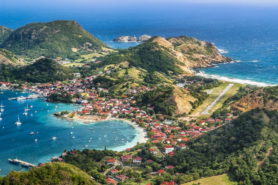 Du 12 novembre au 04 décembre : 3 villages d'arrivées (Basse-Terre, Pointe-à-Pitre avec le Mémorial ACTe et la marina de Bas-du-Fort. 80 000 visiteurs attendus.Guadeloupe @AURELIEN BRUSINI