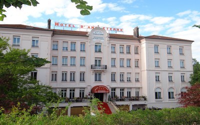 L’Hôtel d’Angleterre et son restaurant Les Bons Vivants à Vittel dans les Vosges. (Crédit photo Bertrand Munier)