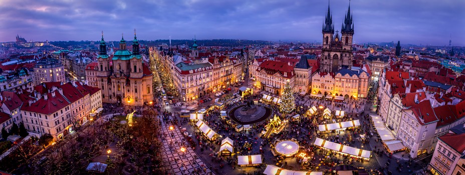 La grande place de la Vieille ville à Prague Noël@Sven Hansche CzechTourism