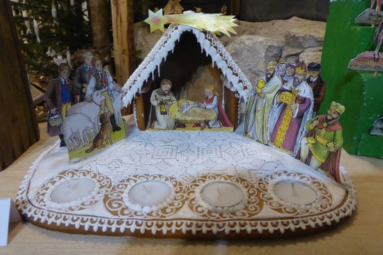 Exposition de crèches de papier à la chapelle de Bethléem @Catherine Gary Exposition de crèches de papier à la chapelle de Bethléem @Catherine Gary