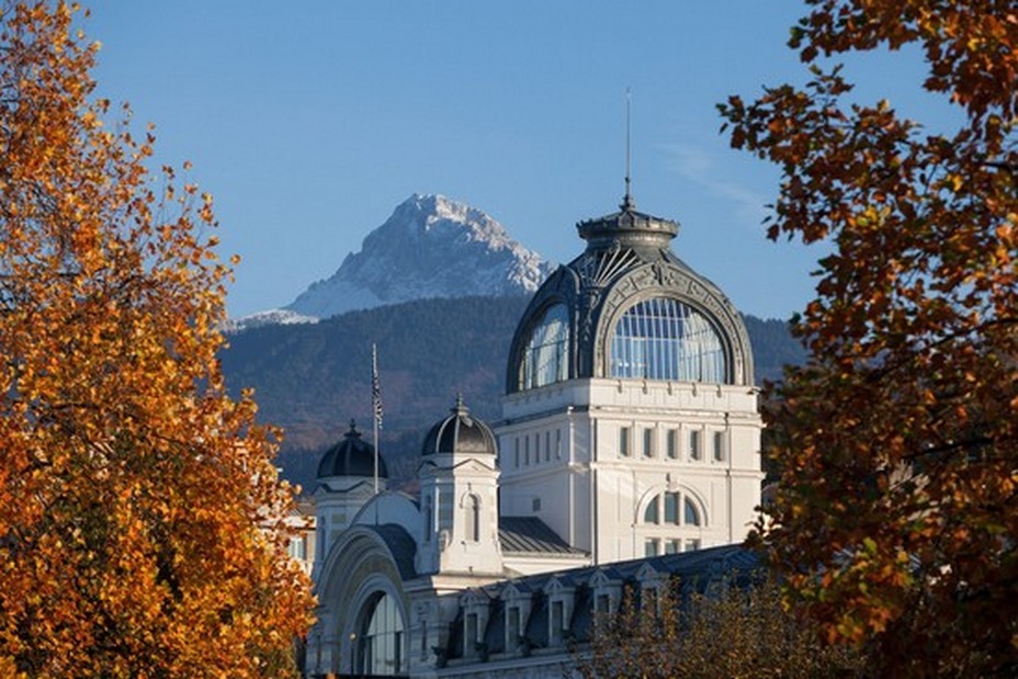 Aujourd’hui, Evian est reconnue pour son architecture Belle Epoque. Crédit photo Pierre Thiriet. Aujourd’hui, Evian est reconnue pour son architecture Belle Epoque. Crédit photo Pierre Thiriet.