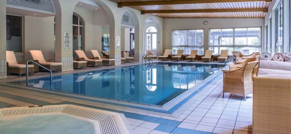 Le Spa Quatre Terres s’inspire directement du processus naturel de purification et de minéralisation de l’eau qui se déroule au cœur des Alpes. D.R. Evian Resort. Le Spa Quatre Terres s’inspire directement du processus naturel de purification et de minéralisation de l’eau qui se déroule au cœur des Alpes. D.R. Evian Resort.