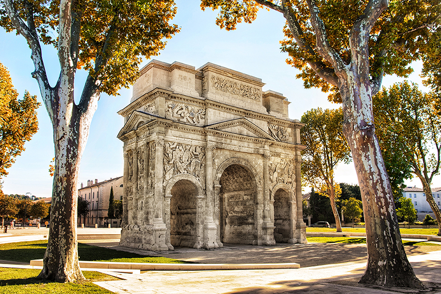 Arc de Triomphe de Justinien ©Jean-Michel Berts. Arc de Triomphe de Justinien ©Jean-Michel Berts.
