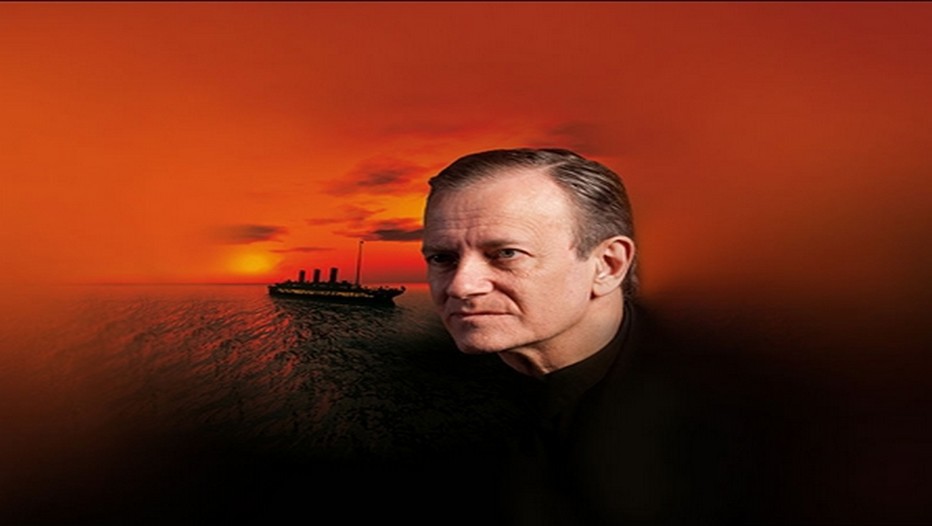 Actuellement à Paris au Théâtre Rive Gauche la pièce  “Le Joueur d’échecs“, tirée de l’œuvre de Stefan Zweig. Adaptation Eric-Emmanuel Schmitt, mise en scène de Steve Suissa, avec Francis Huster. (Crédit photo Fabienne Rappeneau) Actuellement à Paris au Théâtre Rive Gauche la pièce  “Le Joueur d’échecs“, tirée de l’œuvre de Stefan Zweig. Adaptation Eric-Emmanuel Schmitt, mise en scène de Steve Suissa, avec Francis Huster. (Crédit photo Fabienne Rappeneau)