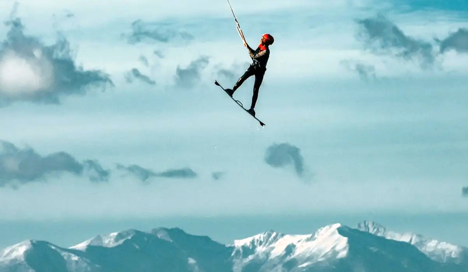 Il s’agit de réussir des rotations dans l’air, faire le plus de tours possible, afin d’impressionner définitivement le jury en compétition, rappelle Nakil @ D.R. Il s’agit de réussir des rotations dans l’air, faire le plus de tours possible, afin d’impressionner définitivement le jury en compétition, rappelle Nakil @ D.R.
