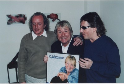 Remise d’un disque d’or aux côtés de Didier Barbelivien et de Gilbert Montagné.(Collection personnelle d'Annette Dhôtel, l'épouse de C. Jérôme) Remise d’un disque d’or aux côtés de Didier Barbelivien et de Gilbert Montagné.(Collection personnelle d'Annette Dhôtel, l'épouse de C. Jérôme)