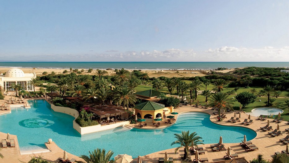 Aux portes de l'antique Carthage, The Residence Tunis allie l’élégance de son architecture arabo-andalouse, plaisirs golfiques et services raffinés d'un Leading Hotels of the World.(Crédit photo DR) Aux portes de l'antique Carthage, The Residence Tunis allie l’élégance de son architecture arabo-andalouse, plaisirs golfiques et services raffinés d'un Leading Hotels of the World.(Crédit photo DR)