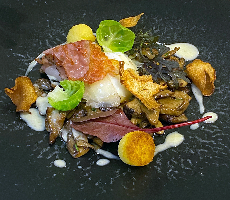 Oeuf parfait aux  girolles, parmesan,pancetta, herbes variéss © Sormani