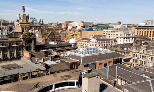 À Glasgow, il est important de découvrir la splendeur des œuvres Art nouveau de Charles Rennie Mackintosh, architecte et designer, et de s’émerveiller devant le riche patrimoine de la ville dans la vingtaine de musées et de galeries d'art pour la plupart gratuits. (Crédit photo www.visitscotland.com/Ecosse) À Glasgow, il est important de découvrir la splendeur des œuvres Art nouveau de Charles Rennie Mackintosh, architecte et designer, et de s’émerveiller devant le riche patrimoine de la ville dans la vingtaine de musées et de galeries d'art pour la plupart gratuits. (Crédit photo www.visitscotland.com/Ecosse)