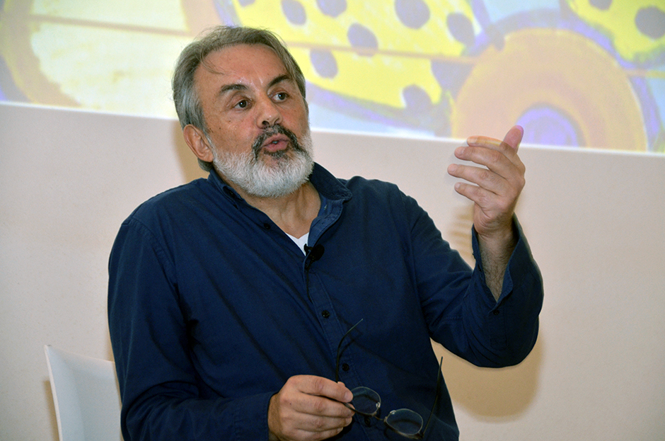 Jean-Pierre Nadir self made man et touche à tout des affaires, des médias et du tourisme, fondateur en 2000 du site Easyvoyage et depuis de FairMoove.fr, le premier portail dédié au tourisme responsable @ David Raynal Jean-Pierre Nadir self made man et touche à tout des affaires, des médias et du tourisme, fondateur en 2000 du site Easyvoyage et depuis de FairMoove.fr, le premier portail dédié au tourisme responsable @ David Raynal