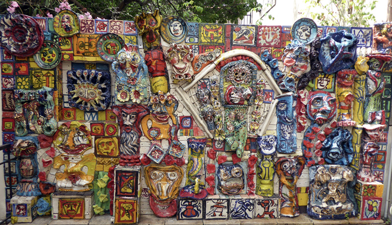 Œuvre murale de Danielle Jacqui © Catherine Gary Œuvre murale de Danielle Jacqui © Catherine Gary