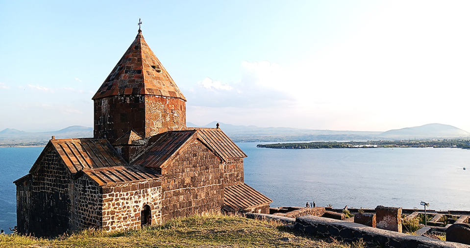 Lac Sevan @ Claude Vautrin Lac Sevan @ Claude Vautrin