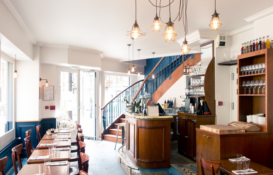 Ouvert en mars 2015 à Ménilmontant, le resto  Blanc Bec a déjà tout d’un grand !  Sa carte soigneusement travaillée et son décor accueillant en font une des meilleures adresses du quartier Ménilmontant. © DR Ouvert en mars 2015 à Ménilmontant, le resto  Blanc Bec a déjà tout d’un grand !  Sa carte soigneusement travaillée et son décor accueillant en font une des meilleures adresses du quartier Ménilmontant. © DR