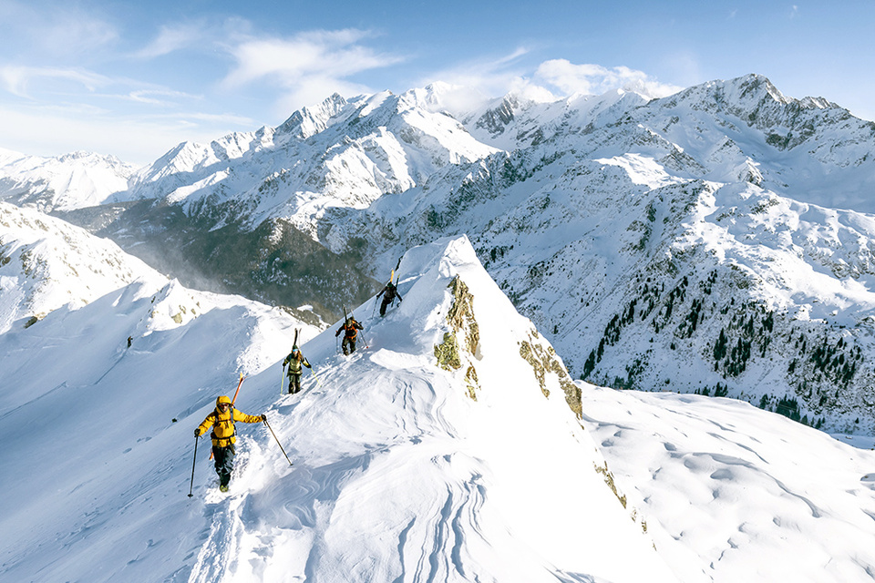 Les Contamines Montjoie, c’est 145 km de pistes de ski alpin et nordique, un grand stade de biathlon, 1000 moniteurs et 15 guides © Soren Rickards Les Contamines Montjoie, c’est 145 km de pistes de ski alpin et nordique, un grand stade de biathlon, 1000 moniteurs et 15 guides © Soren Rickards