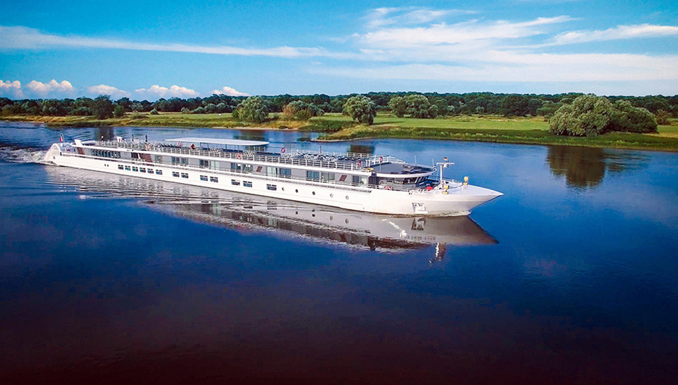 Un ouvrage édité aux Editions Ouest-France en partenariat avec CroisiEurope, le leader européen de la croisière fluviale © CroisiEurope. Un ouvrage édité aux Editions Ouest-France en partenariat avec CroisiEurope, le leader européen de la croisière fluviale © CroisiEurope.