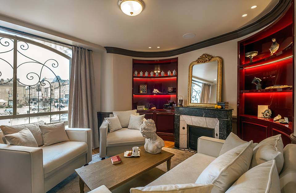 Hôtel littéraire Stendhal © Société des hôtels littéraires / Erwan Fiquet. Hôtel littéraire Stendhal © Société des hôtels littéraires / Erwan Fiquet.