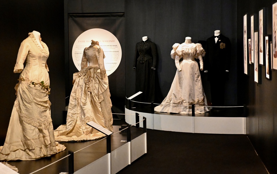 Exposition Mariage ! Une tradition d'élégance. © Florence Béréziat Exposition Mariage ! Une tradition d'élégance. © Florence Béréziat