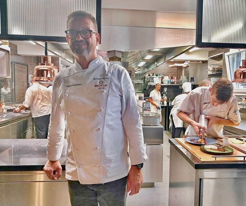 Le chef Richard Rocle et sa brigade ©Catherine Gary
