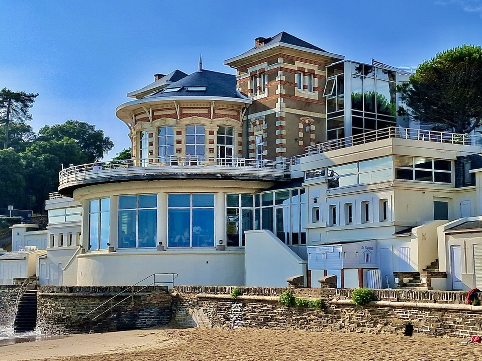1 La thalasso Alliance Pornic s'est installée dans l'ancien Casino de la Source. ©Catherine Gary