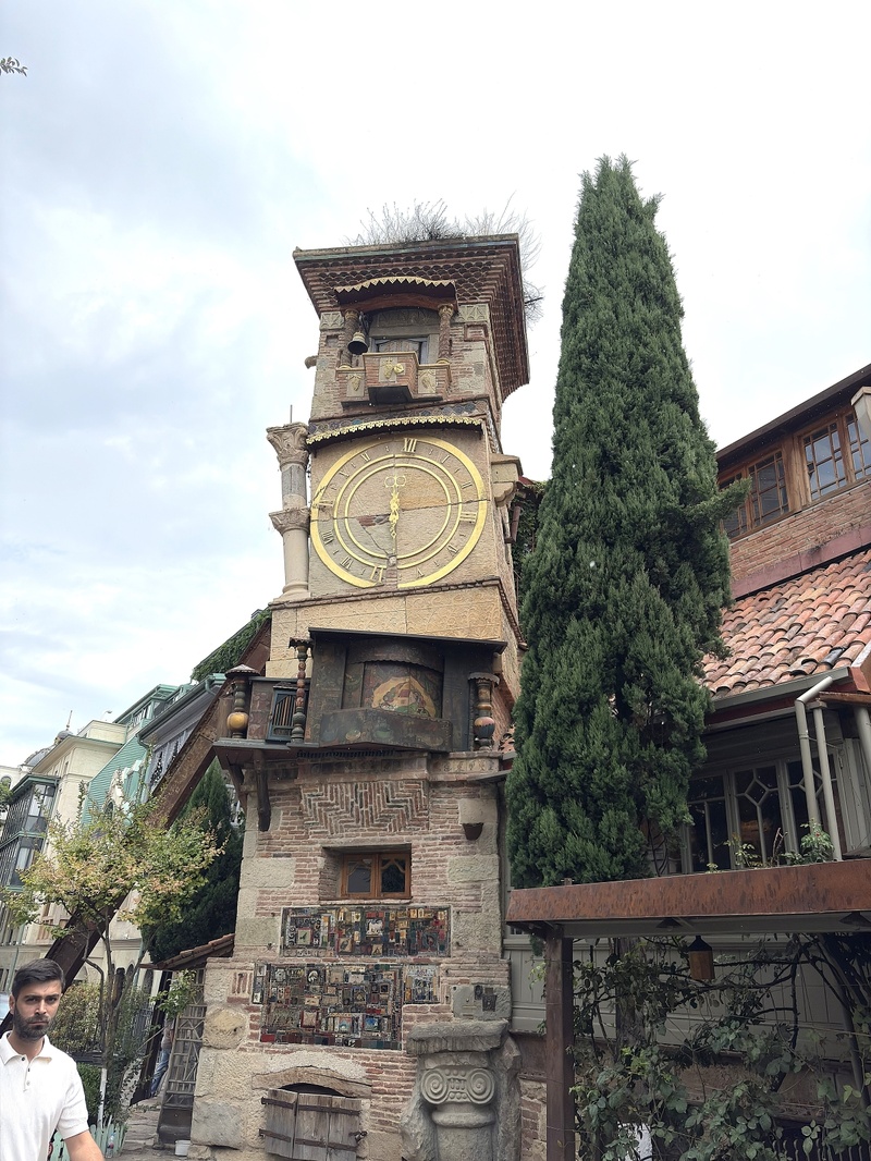 Tbilissi, la tour de l'horloge Tbilissi, la tour de l'horloge