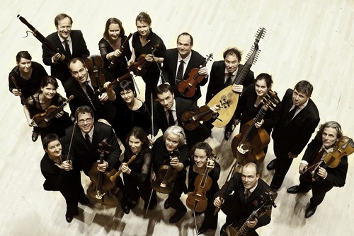 Lors de ces Dîners Insolites du Patrimoine Sont également conviés les artistes et les arts. Musique, théâtre, danse, spectacle comme sur la photo les musiciens de l'orchestre Lorrain Benjamin de Diesbach - R Lors de ces Dîners Insolites du Patrimoine Sont également conviés les artistes et les arts. Musique, théâtre, danse, spectacle comme sur la photo les musiciens de l'orchestre Lorrain Benjamin de Diesbach - R