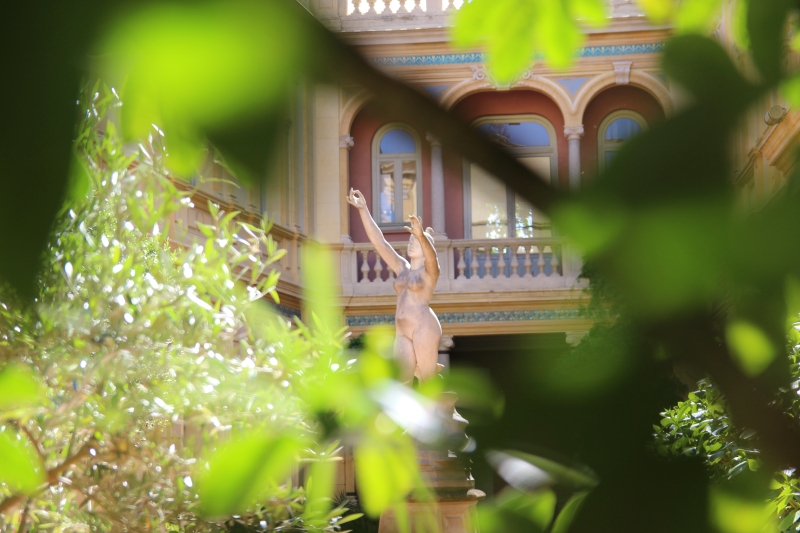 Le patio de l'Hôtel Pams @perpigna