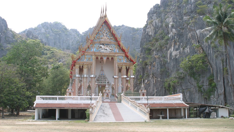 Le WAT KHAO DAENG © Richard Bayon Le WAT KHAO DAENG © Richard Bayon