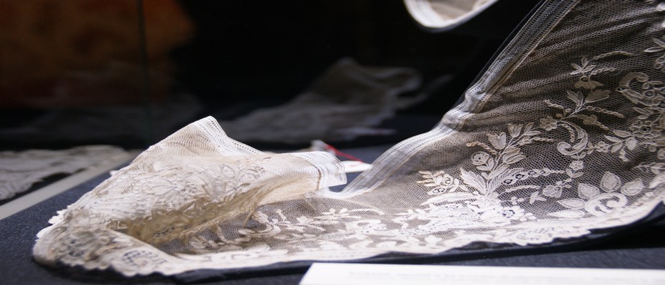 Exposition de la dentelle d'Alençon au Musée des Beaux Arts et de la Dentelle © CDT Orne Exposition de la dentelle d'Alençon au Musée des Beaux Arts et de la Dentelle © CDT Orne