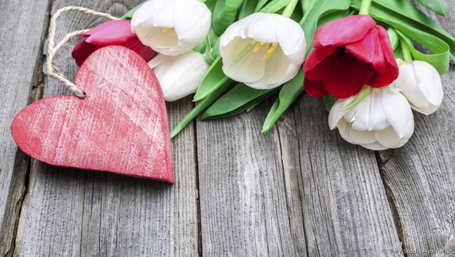 La "fête des mères " une journée particulière que nul ne saurait oublier. Copyright Hylife.com La "fête des mères " une journée particulière que nul ne saurait oublier. Copyright Hylife.com