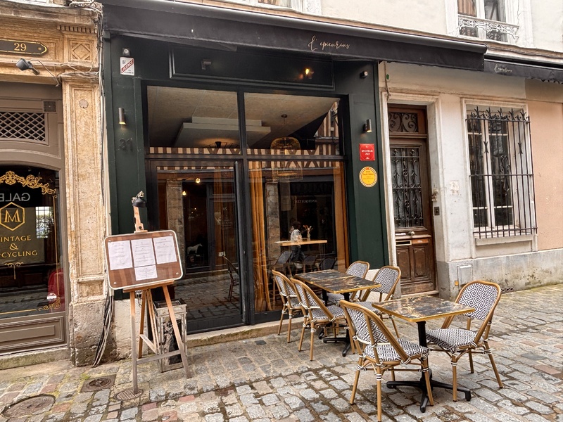 Rouen parle la bouche pleine !