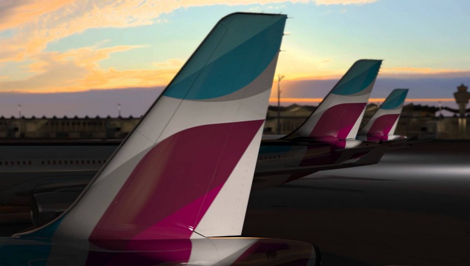 Eurowings vole sous son propre nom, mais avec une nouvelle livrée dès le début 2015.  Elle consolide sa position en reprenant un grand nombre de routes opérées par sa compagnie sœur Germanwings, devenue complémentaire. Crédit photo Eurowings