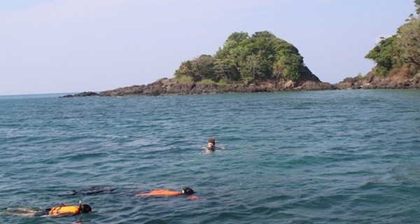 Dans les îles Vierges, également protégées avec leurs criques, leurs plages de sable et leurs fonds coralliens.  © Patrick Cros Dans les îles Vierges, également protégées avec leurs criques, leurs plages de sable et leurs fonds coralliens.  © Patrick Cros