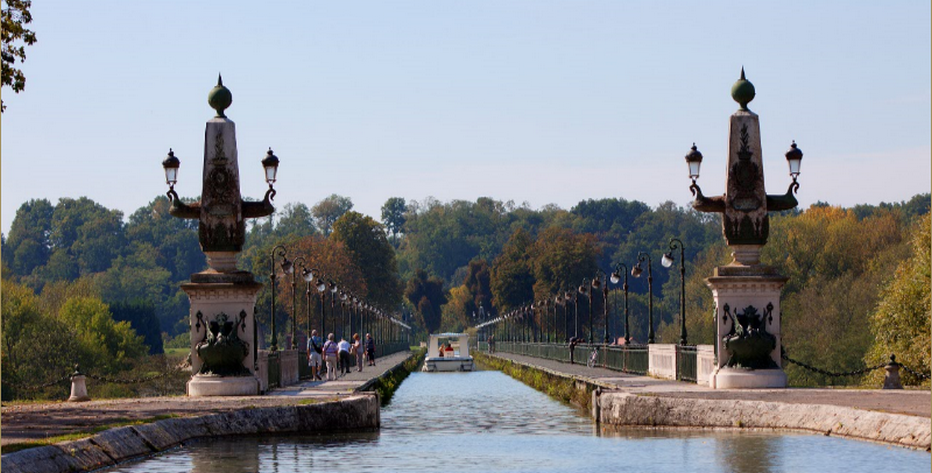 Pont Canal de Briare - © OT Gien