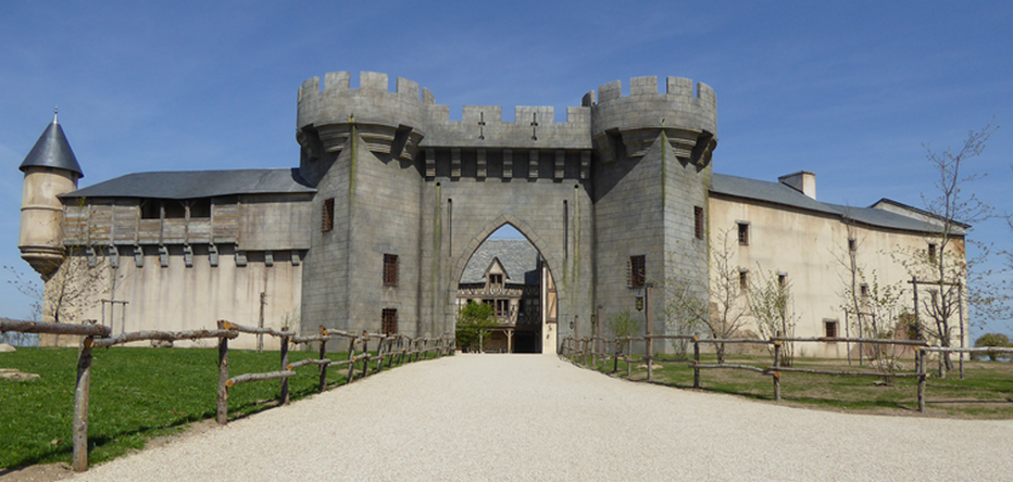 La Citadelle le nouvel hôtel d'inpiration médiévale dispose de 448 lits avec 74 chambres classiques et 26 chambres conforts plus spacieuses.Crédit photo Le puy du Fou D.R.