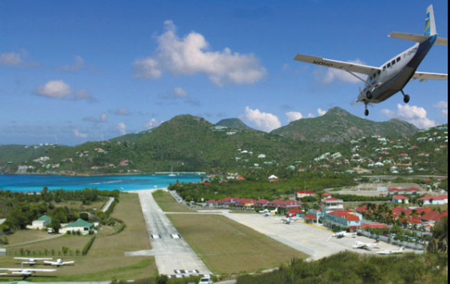 Retour au tourisme sur l'ïle de Saint-Barthélemy. (Copyright Michel Hasson)