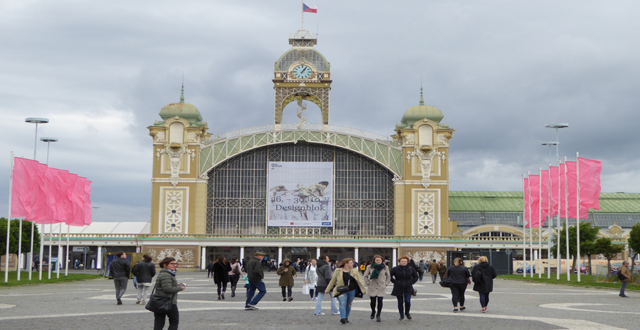 Palais industriel où s'installe chaque année le Designblok.(Copyright C.Gary) Palais industriel où s'installe chaque année le Designblok.(Copyright C.Gary)