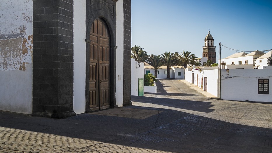 La petite ville de Teguise composée d'habitats traditionnels, monuments religieux et petits musées . (Copyright OTCM)