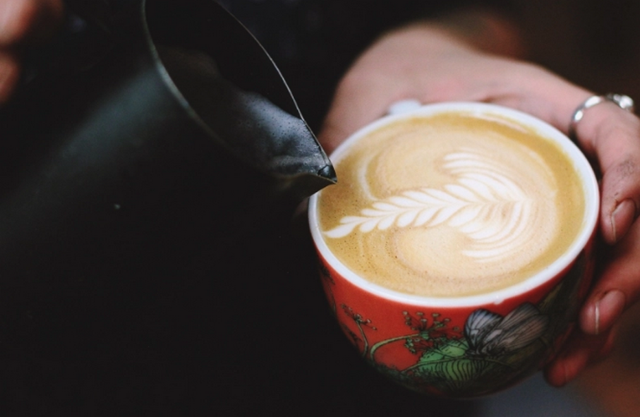 Les artistes ne manqueront pas et vous démontreront les secrets d'un dessin sur café.  Copyright Foire de Paris Les artistes ne manqueront pas et vous démontreront les secrets d'un dessin sur café.  Copyright Foire de Paris