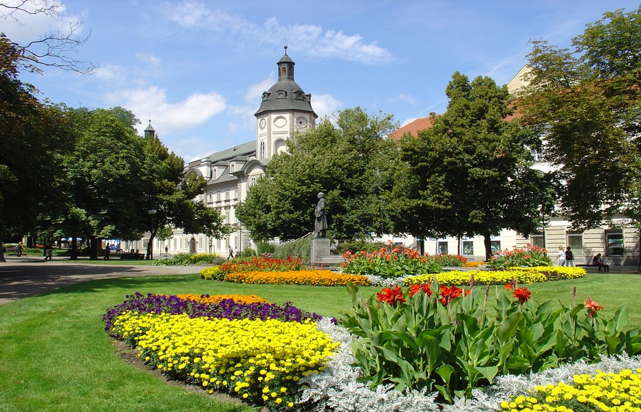 Ici à Pilsen mais partout en Tchéquie les parcs et les jardins parfaitement dessinés à l’époque par  Vaclav Skalnik. ©