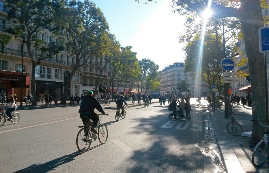 Journée sans voiture à Paris. @Lindigomag/Wikipedia