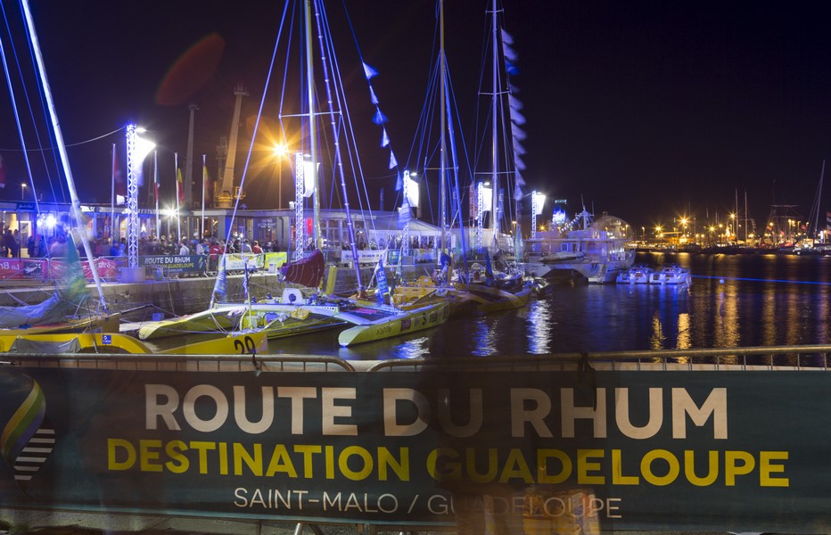 Port d’attache de la Route du Rhum depuis 40 ans, la cité corsaire de Saint-Malo accueille pour la 11ème fois depuis 1978 les marins en partance pour la Guadeloupe. Ils seront 123 skippers solitaires –  Copyright Alexis Courcoux