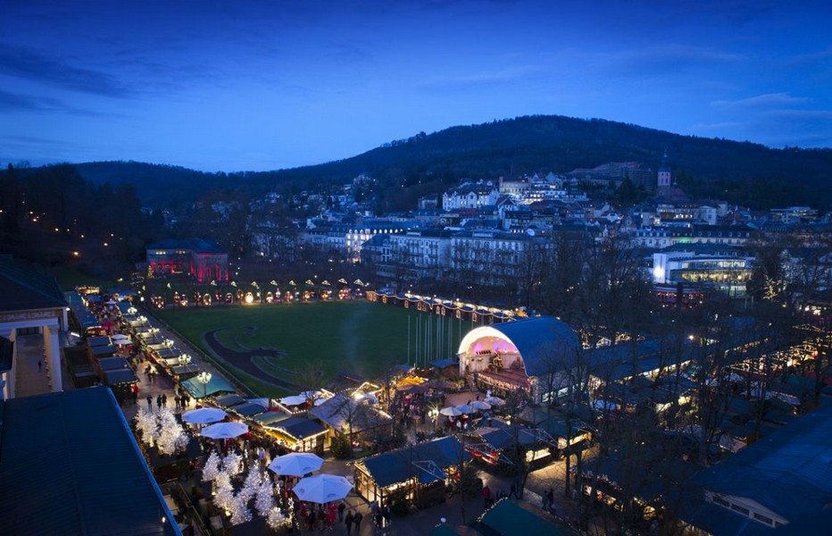 Vue d'ensemble sur Baden Baden et son magnifique marché de Noël © OT Baden-Baden