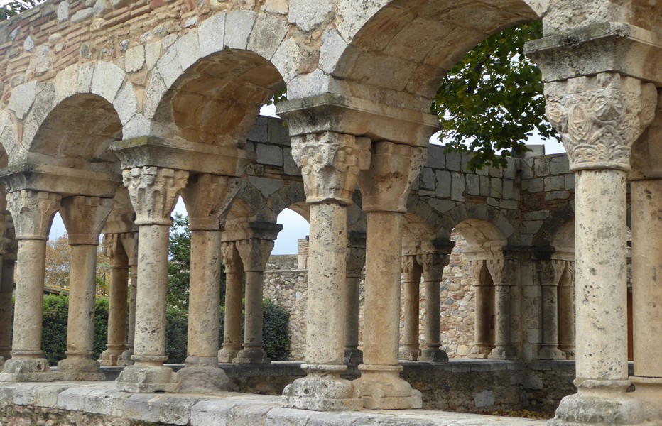 A Peralada, le cloître de l'ancien couvent de Sant Domènec. Copyright C.Gary