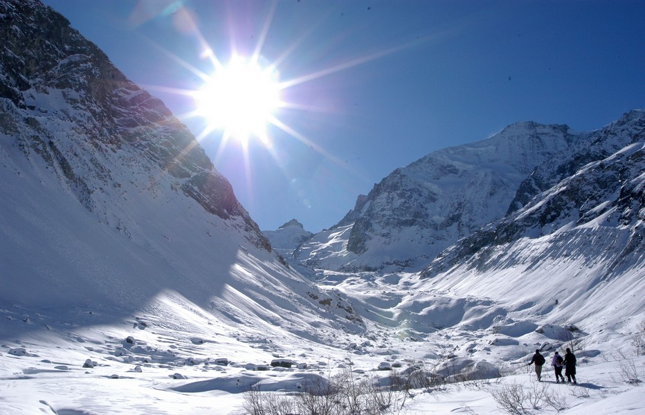 Dans le Val d’Anniviers en Suisse, en plein cœur du canton du Valais, la saison hivernale est unique et se prolonge hardiment jusqu’au printemps.  Copyright OT.Suisse