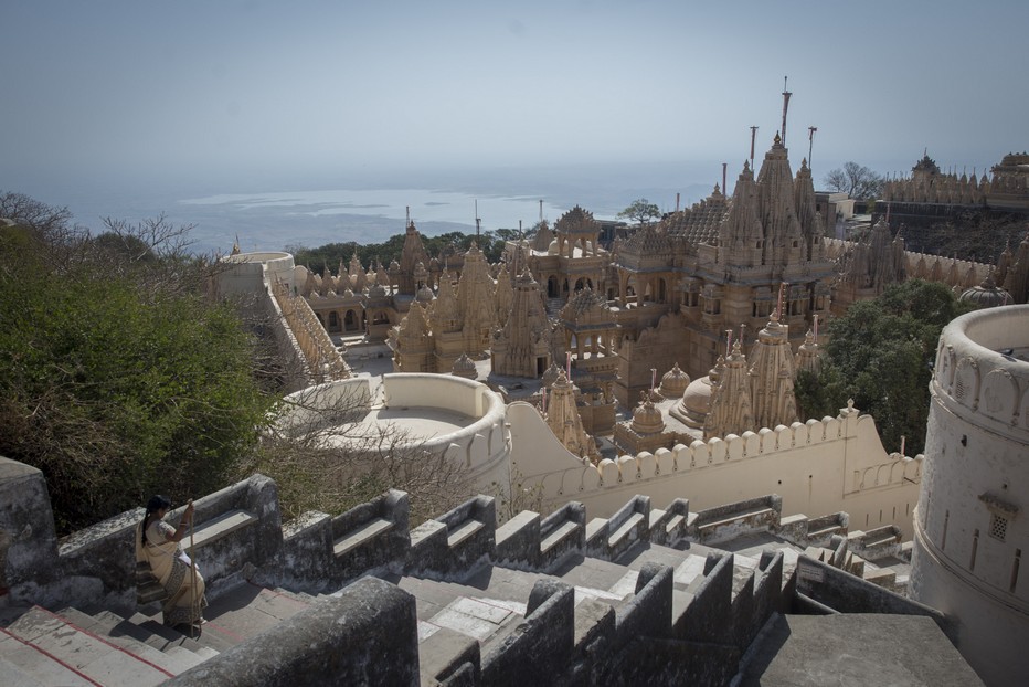 Palitana Au sommet des 3900 marches, les temples jaïns de Palitana         ©Fabrice Dimier