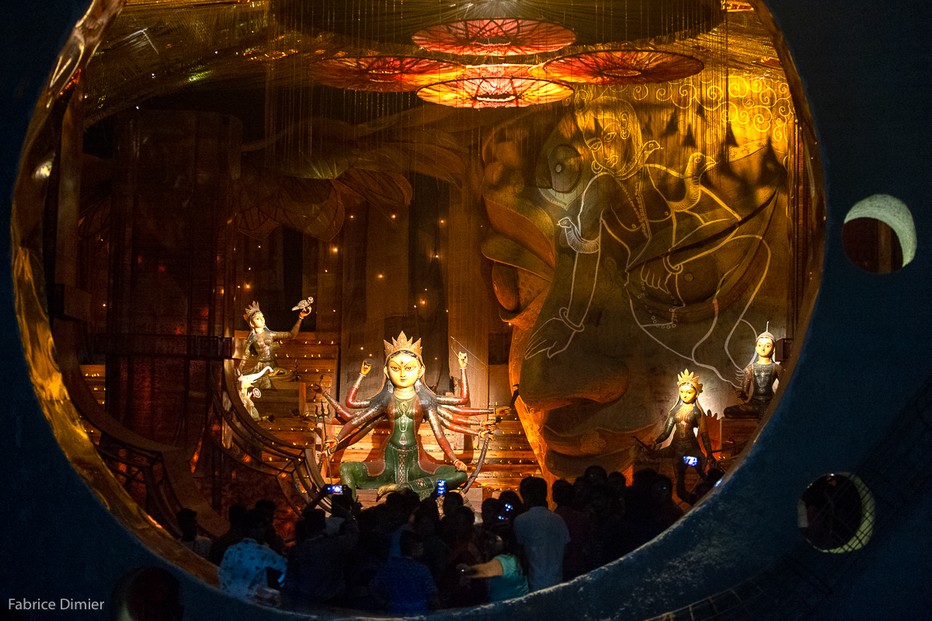 La Pandal gagnant du grand trophée. “Utopie“ soit l'harmonie des mondes et des cultures.@Fabrice Dimier La Pandal gagnant du grand trophée. “Utopie“ soit l'harmonie des mondes et des cultures.@Fabrice Dimier