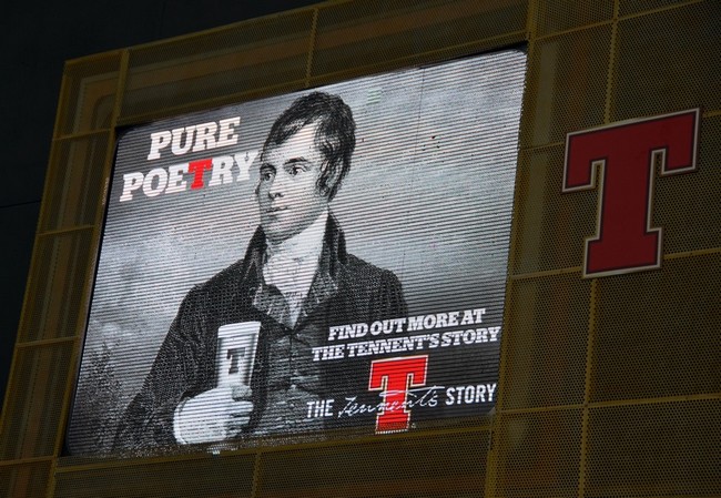 Publicité ayant pour thème le poète Robert Burns. Crédit photo David Raynal.