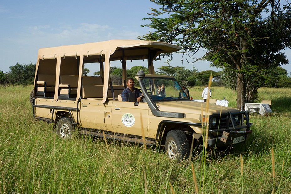 Tanganyika Expéditions réinvente le safari et poursuit son engagement pour un tourisme responsable.  La structure a mis en circulation des 4×4 électriques pour lancer des safaris en mode doux. @ Tanganyka Expéditions.