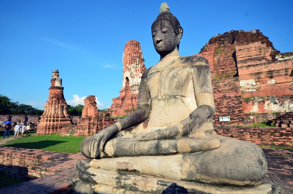 L’école artistique d’Ayutthaya témoigne de l’ingéniosité et de la créativité de la civilisation locale mais aussi de sa capacité à assimiler une multitude d’empreintes étrangères. . @ David Raynal