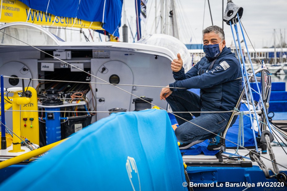 Inauguration du village du Vendée Globe 2020/2021  avec le skipper Manuel Cousin qui vit actuellement aux Sables d'Olonne- @ VG